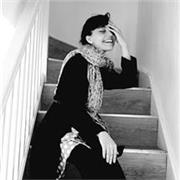 I've been studying languages for years and I know how difficult can be to learn a new language. However, this happens when the methodology of study doesn't align with the way each person uniquely learns.